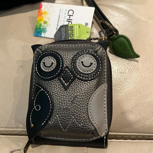 Chala wristlet - Picture 1 of 4